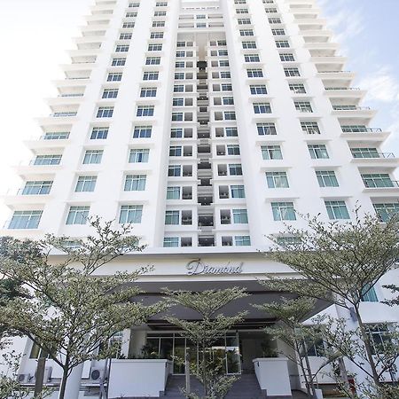 Imperial Suites Miri , Diamond Tower Exteriör bild