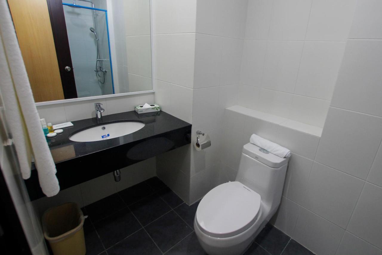 Imperial Suites Miri , Diamond Tower Exteriör bild