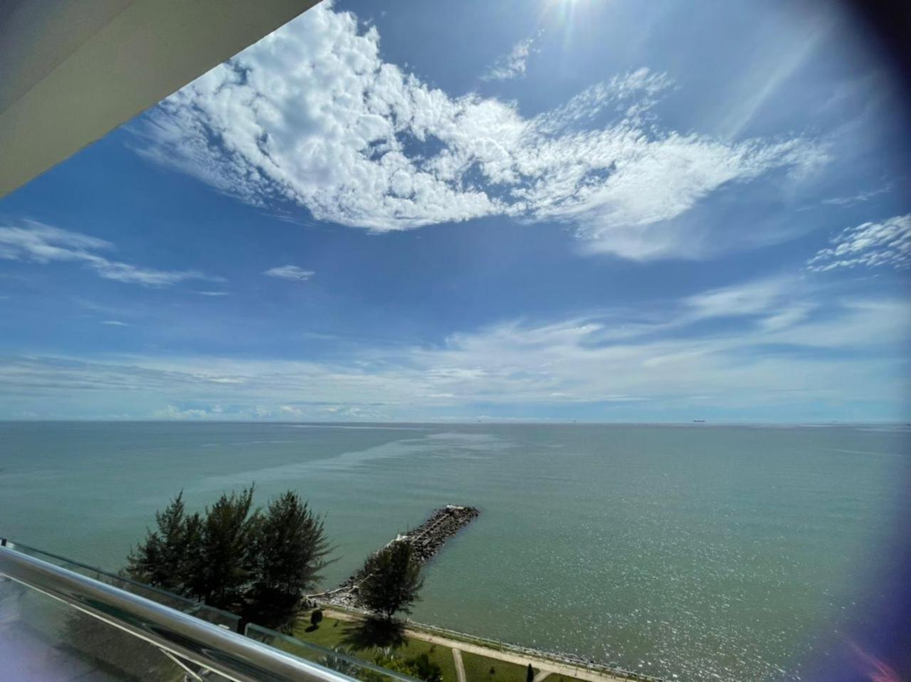Imperial Suites Miri , Diamond Tower Exteriör bild