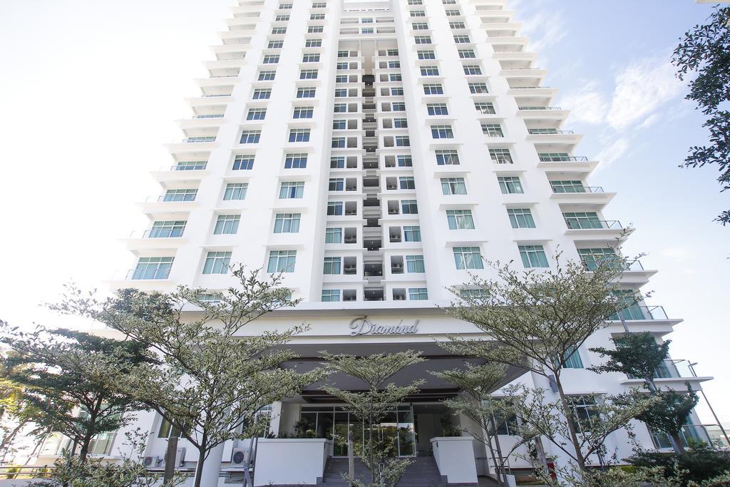 Imperial Suites Miri , Diamond Tower Exteriör bild