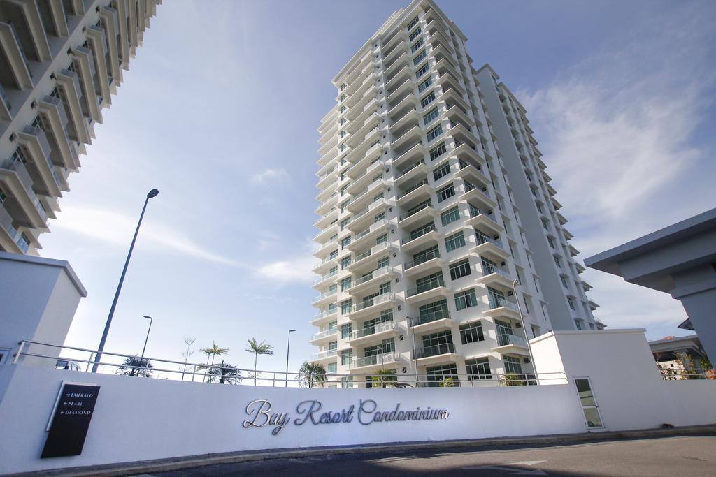 Imperial Suites Miri , Diamond Tower Exteriör bild